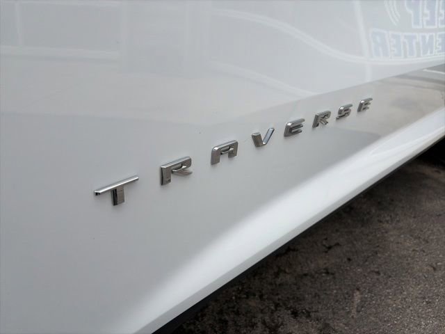 Used 2025 Chevrolet Traverse LT AWD/4WD image 7