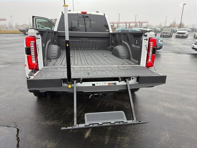 New 2026 Ford F450 Lariat w/ Lariat Premium Package image 33