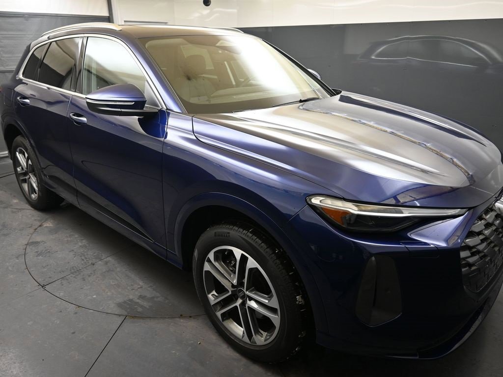 Certified 2025 Audi Q5 Premium Plus w/ Premium Plus image 6