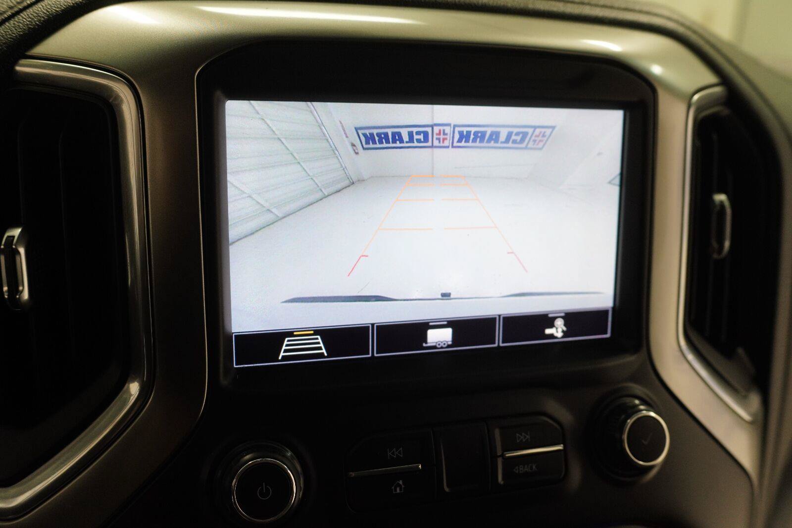 Used 2020 Chevrolet Silverado 1500 LT w/ Texas Edition RWD image 14