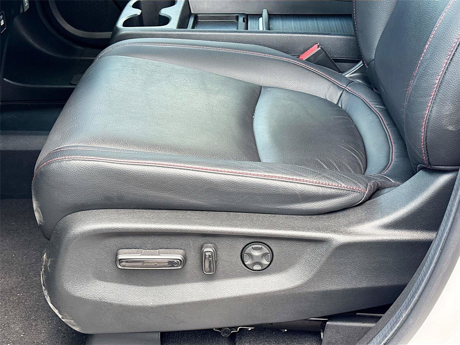 Certified 2024 Honda Odyssey Sport image 21