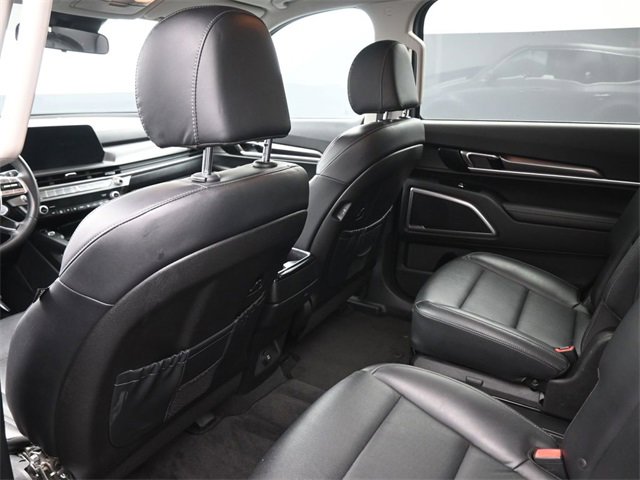 Used 2023 Kia Telluride S image 23