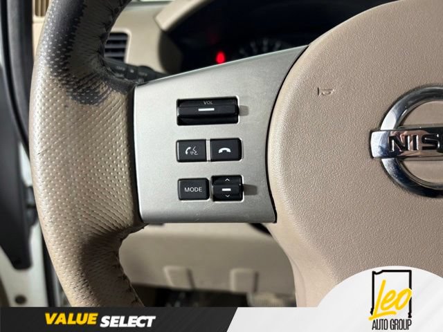 Used 2016 Nissan Frontier SV w/ SV Value Truck Package AWD/4WD image 10