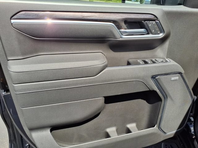 New 2026 Chevrolet Silverado 1500 LTZ w/ LTZ Premium Package AWD/4WD image 9