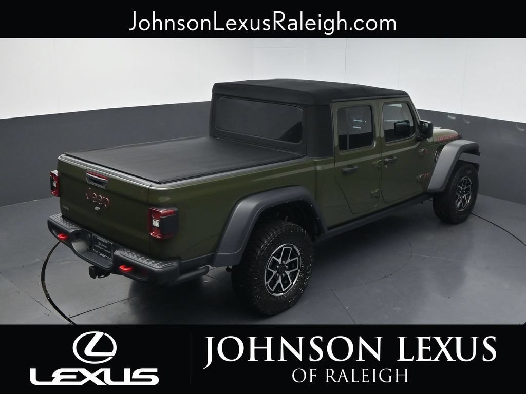 Used 2024 Jeep Gladiator Rubicon w/ Convenience Group AWD/4WD image 29