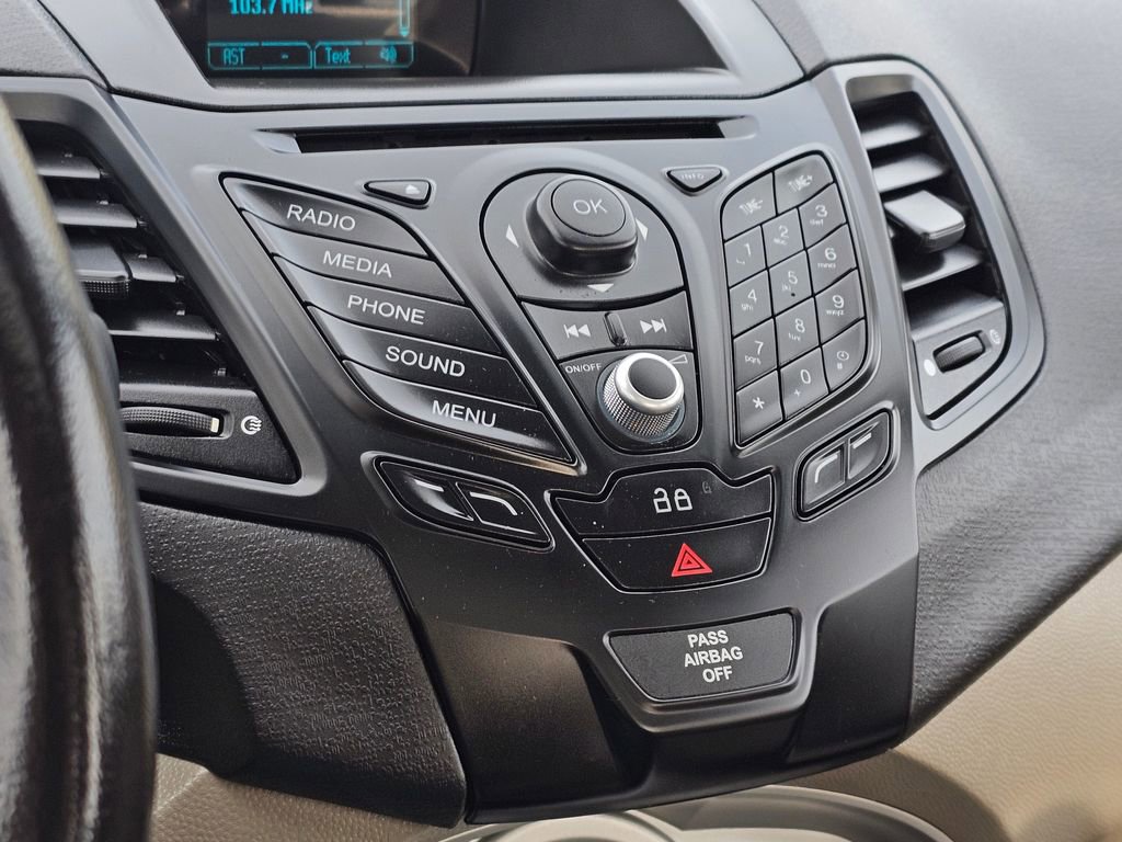 Used 2014 Ford Fiesta SE w/ Comfort Package image 22