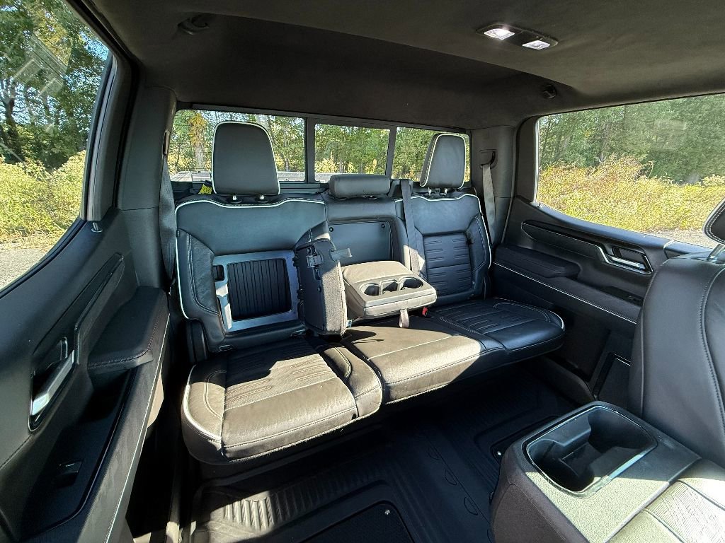 Used 2024 GMC Sierra 1500 AT4X image 31