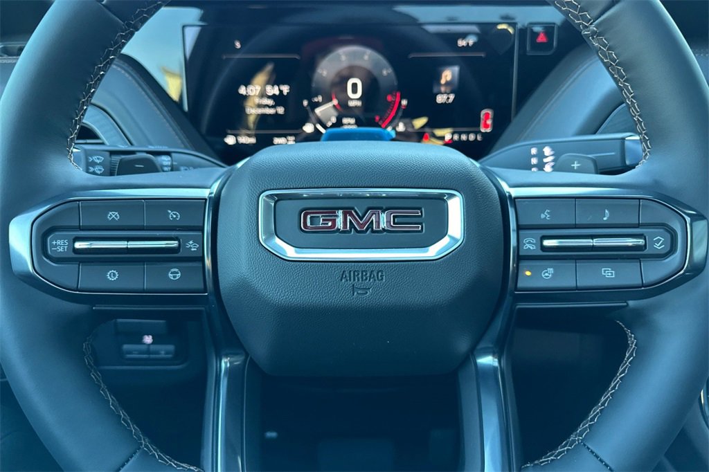 New 2026 GMC Yukon XL AT4 image 23