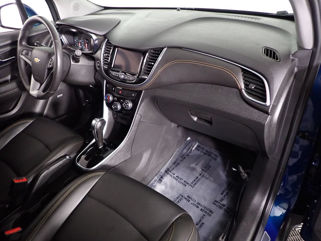 Used 2020 Chevrolet Trax Premier w/ LPO, Protection Package FWD image 41