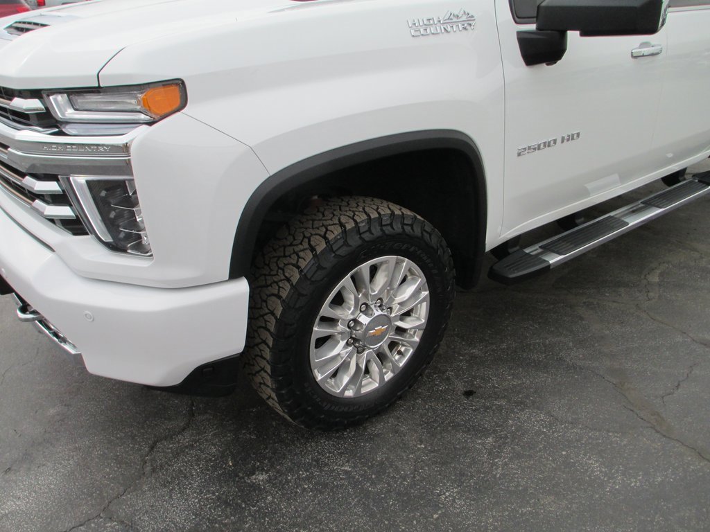 Used 2023 Chevrolet Silverado 2500 High Country image 12