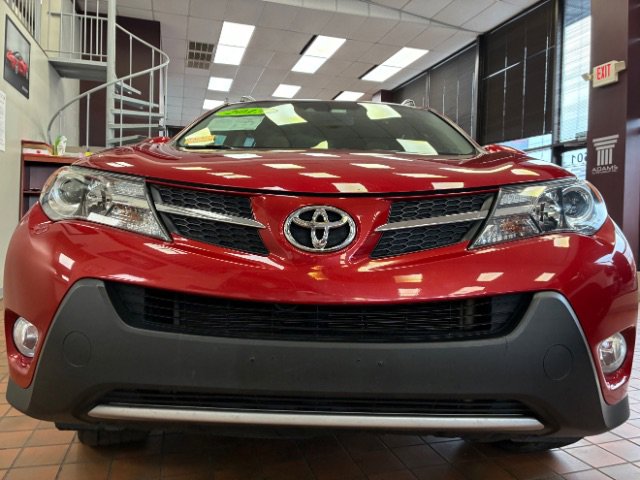 Used 2015 Toyota RAV4 Limited w/ Technology Package image 4