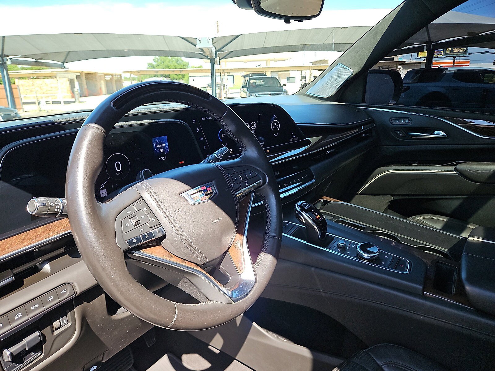 Used 2022 Cadillac Escalade ESV Sport Platinum AWD/4WD image 10