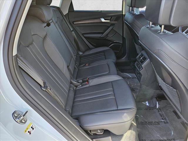 Used 2025 Audi Q5 e Premium Plus w/ Premium Plus Package image 26
