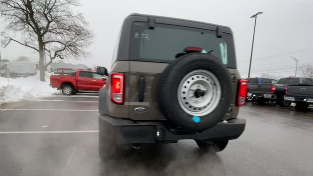 New 2025 Ford Bronco Base image 3