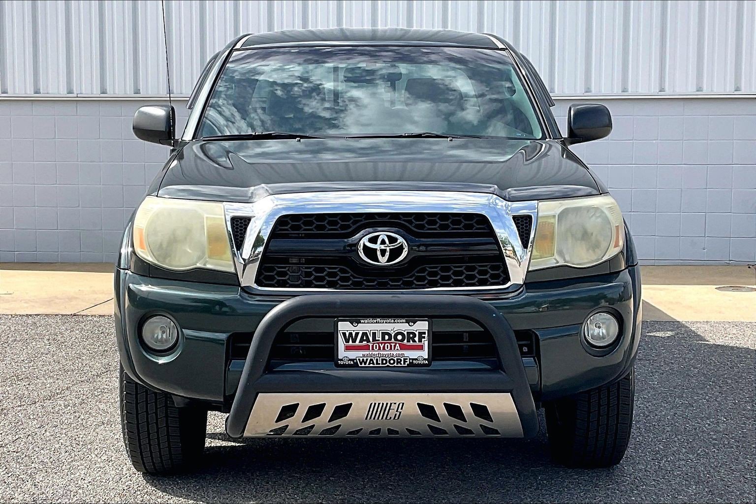 Used 2011 Toyota Tacoma 4x4 Double Cab w/ SR5 Pkg #2 image 3