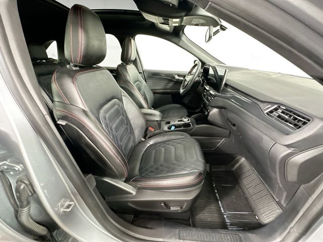 Used 2023 Ford Escape ST-Line Elite w/ Premium Technology Package AWD/4WD image 29