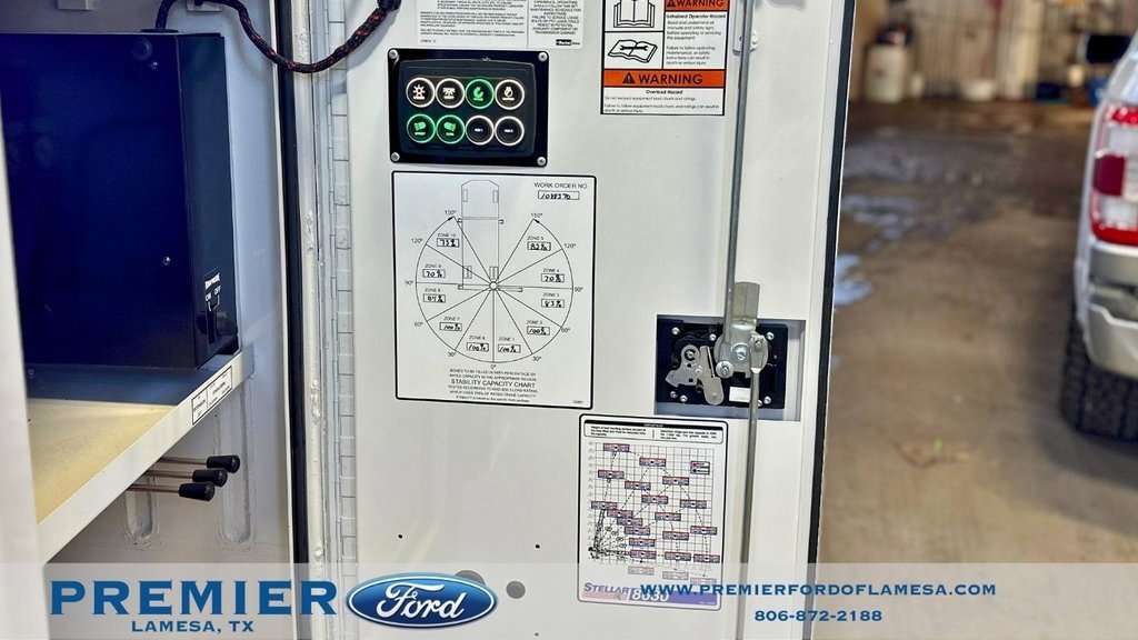 New 2024 Ford F550 4x4 Crew Cab Super Duty image 33