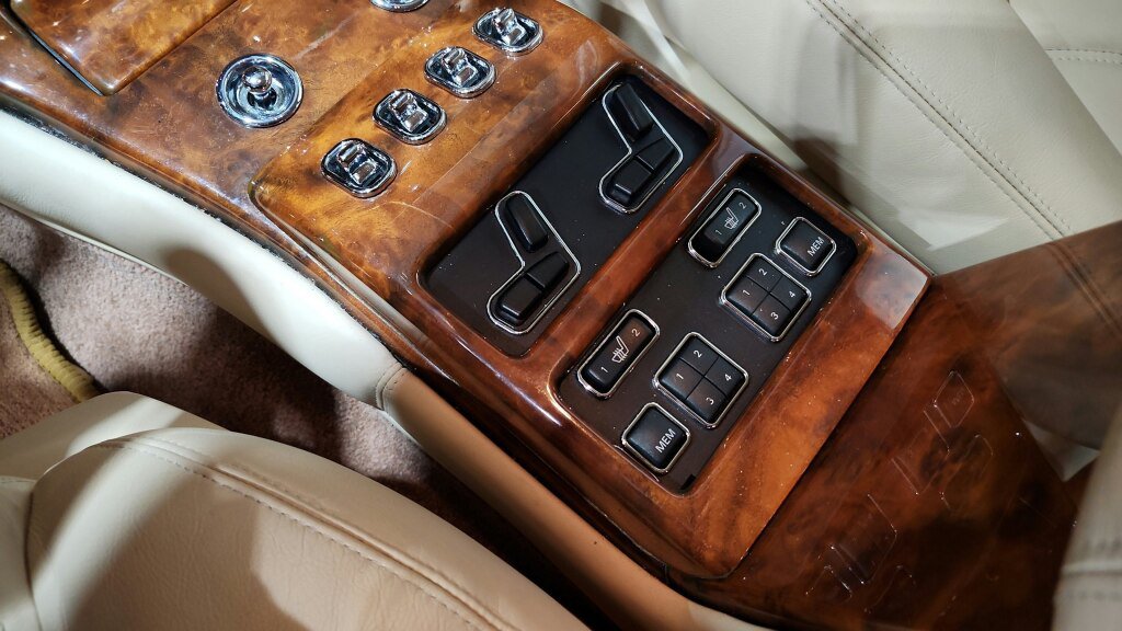 Used 1999 Rolls-Royce Silver Seraph RWD image 21