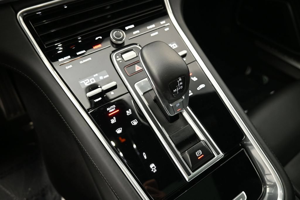 Certified 2020 Porsche Panamera Turbo AWD/4WD image 24
