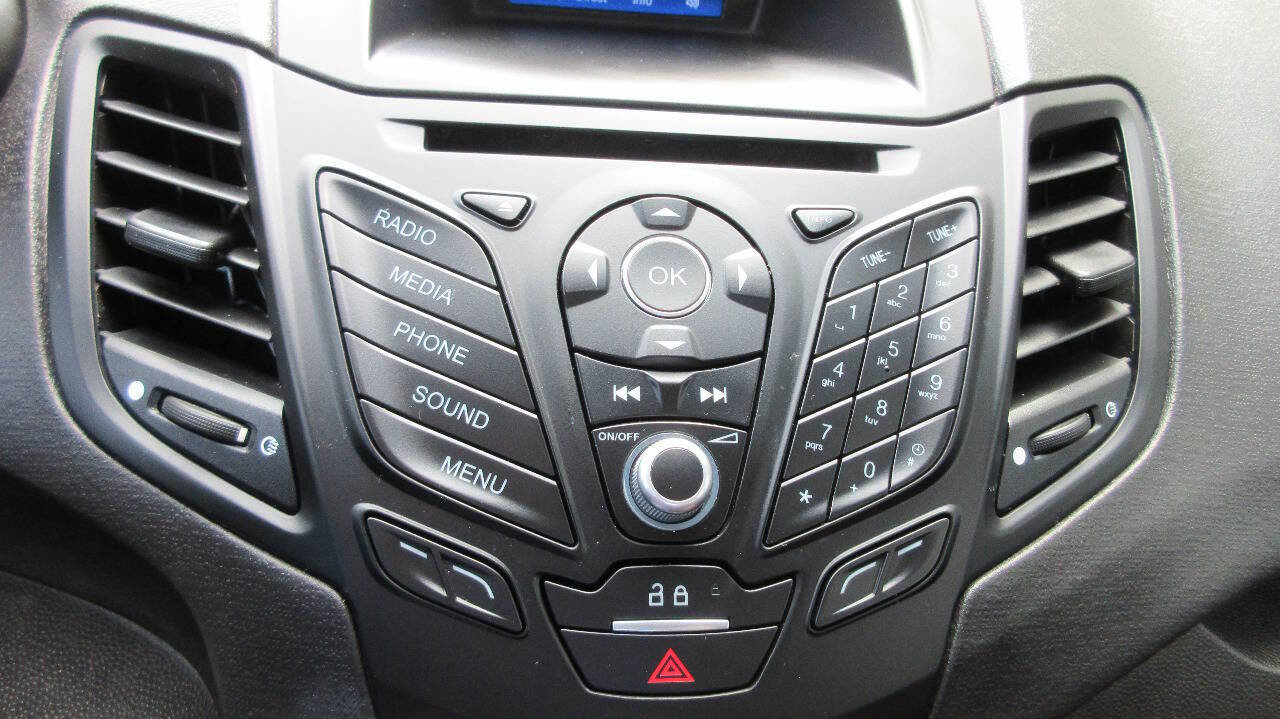 Used 2019 Ford Fiesta SE image 34