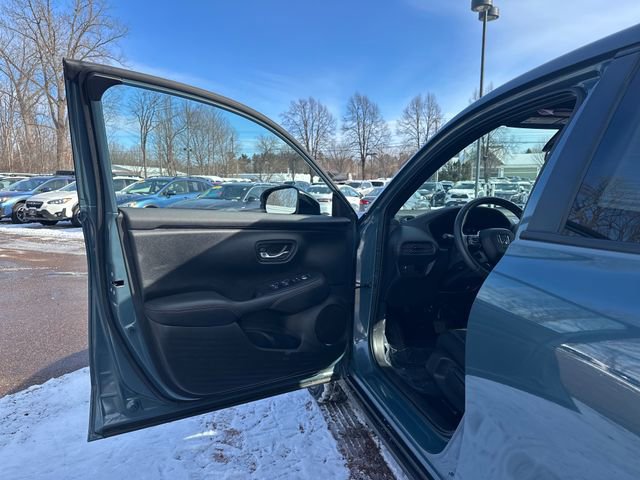 Used 2024 Honda HR-V Sport image 11