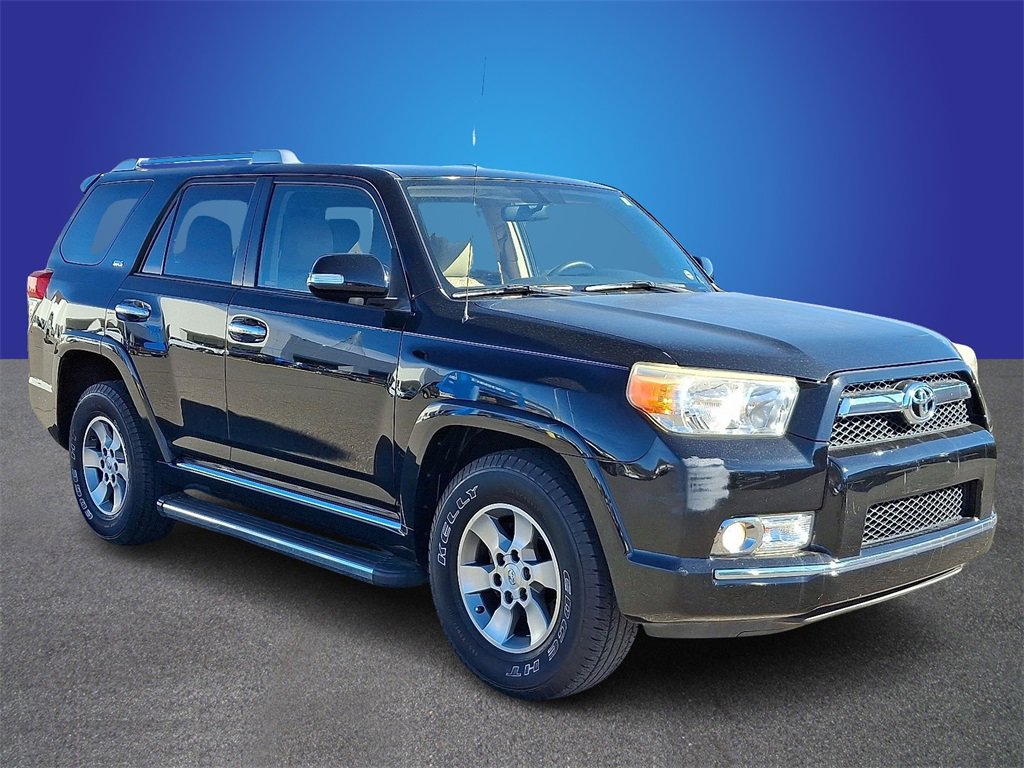 Used 2013 Toyota 4Runner SR5 image 3