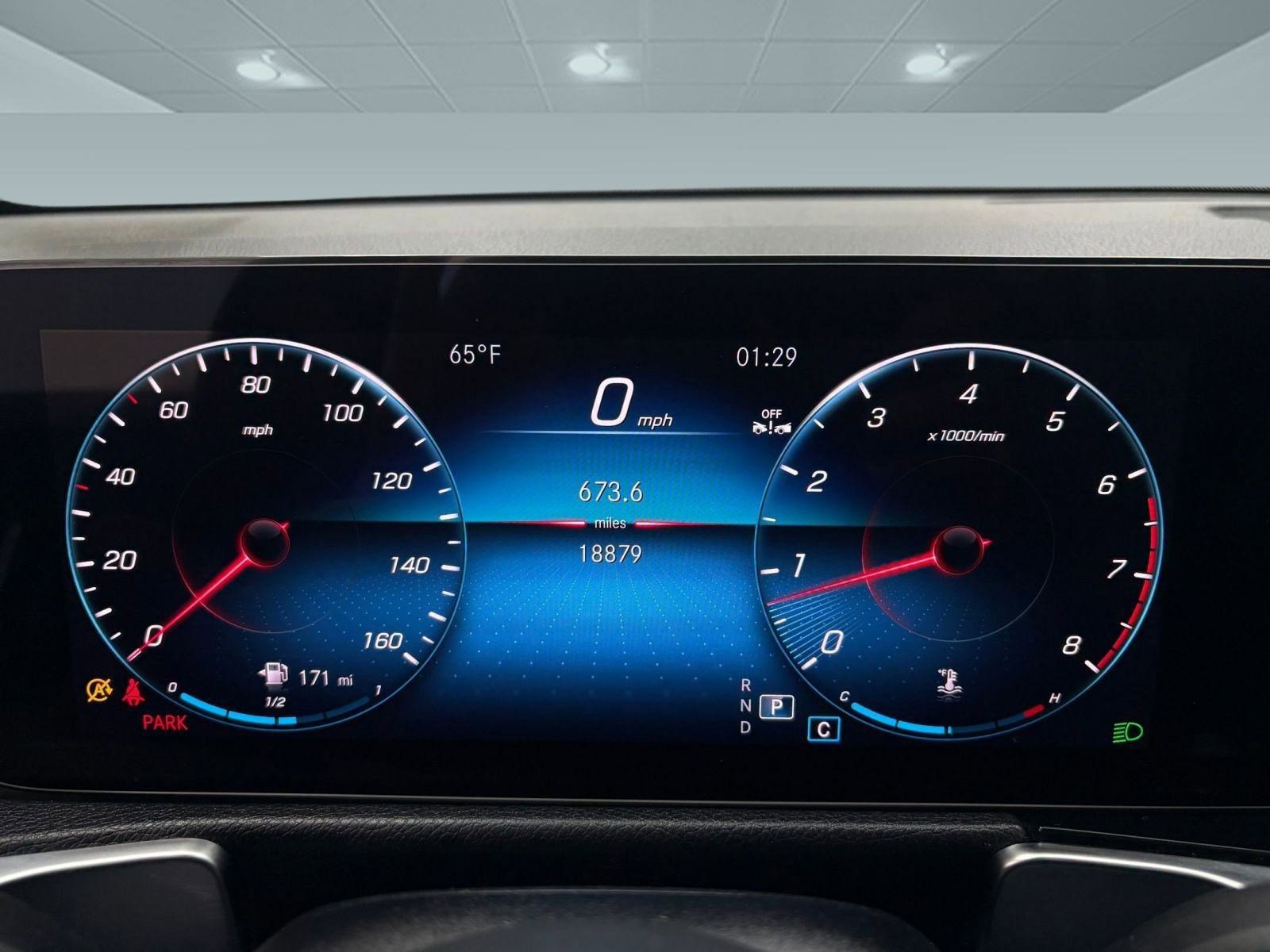 Certified 2023 Mercedes-Benz GLB 250 image 17