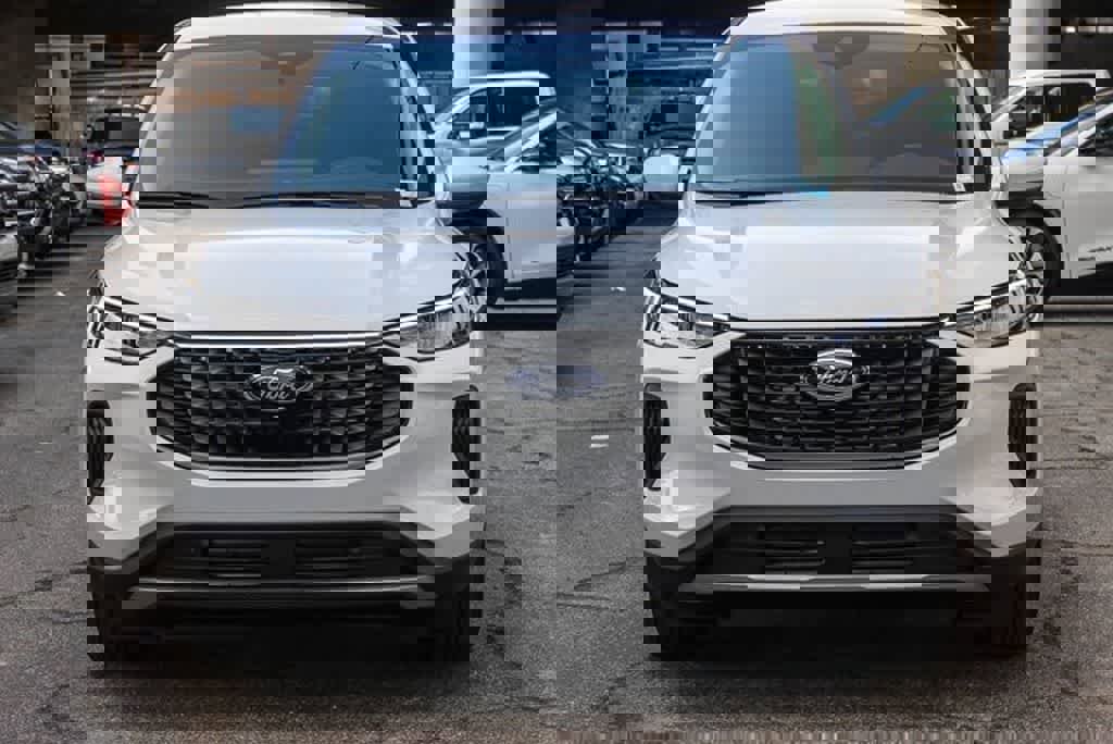 New 2024 Ford Escape Active w/ Tech Pack #2 image 2