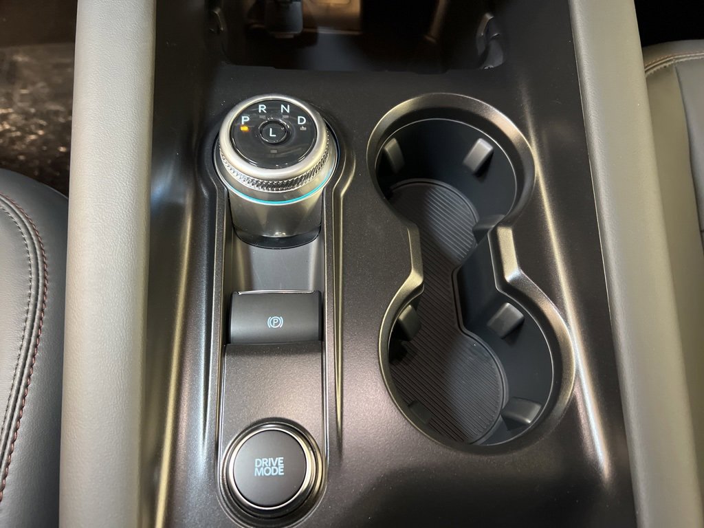 New 2025 Ford Explorer Active w/ Active Comfort Package image 16