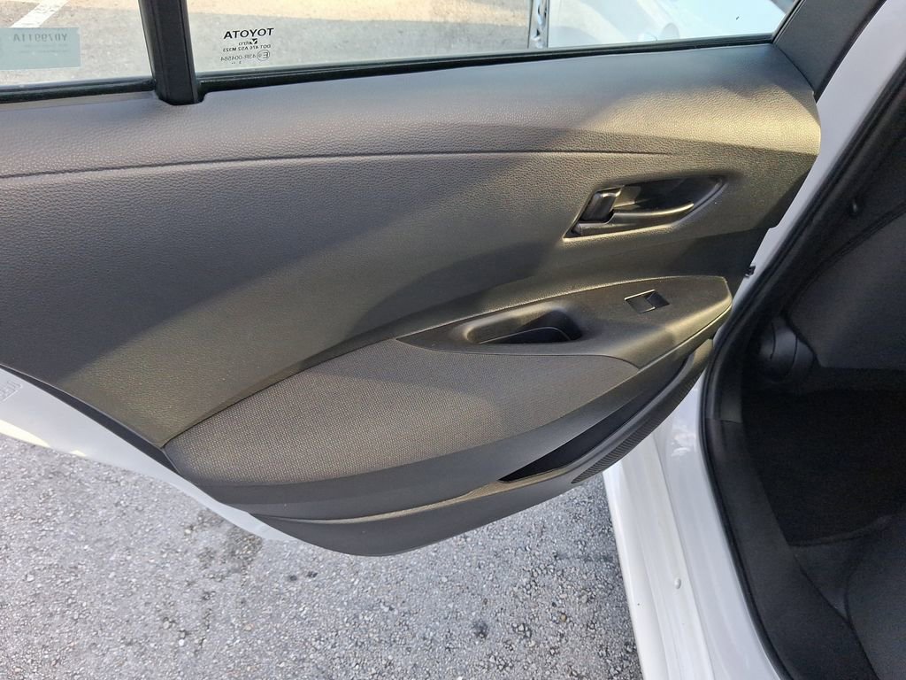 Used 2024 Toyota Corolla LE FWD image 11