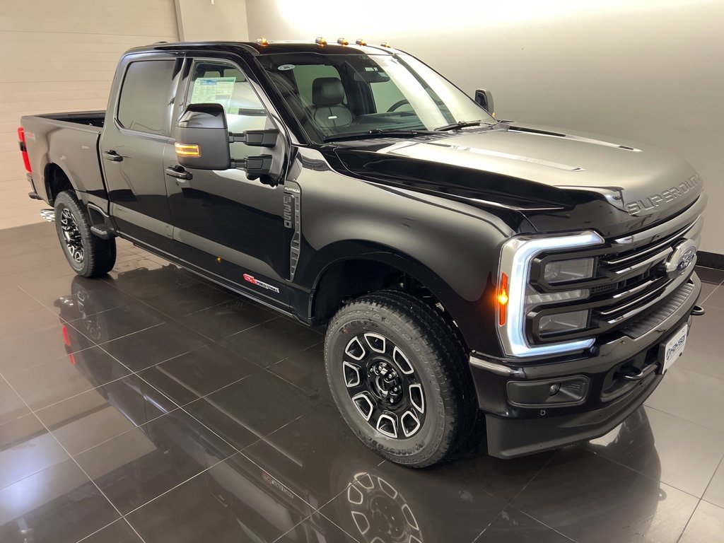 New 2025 Ford F350 Platinum w/ Snow Plow Prep Package
