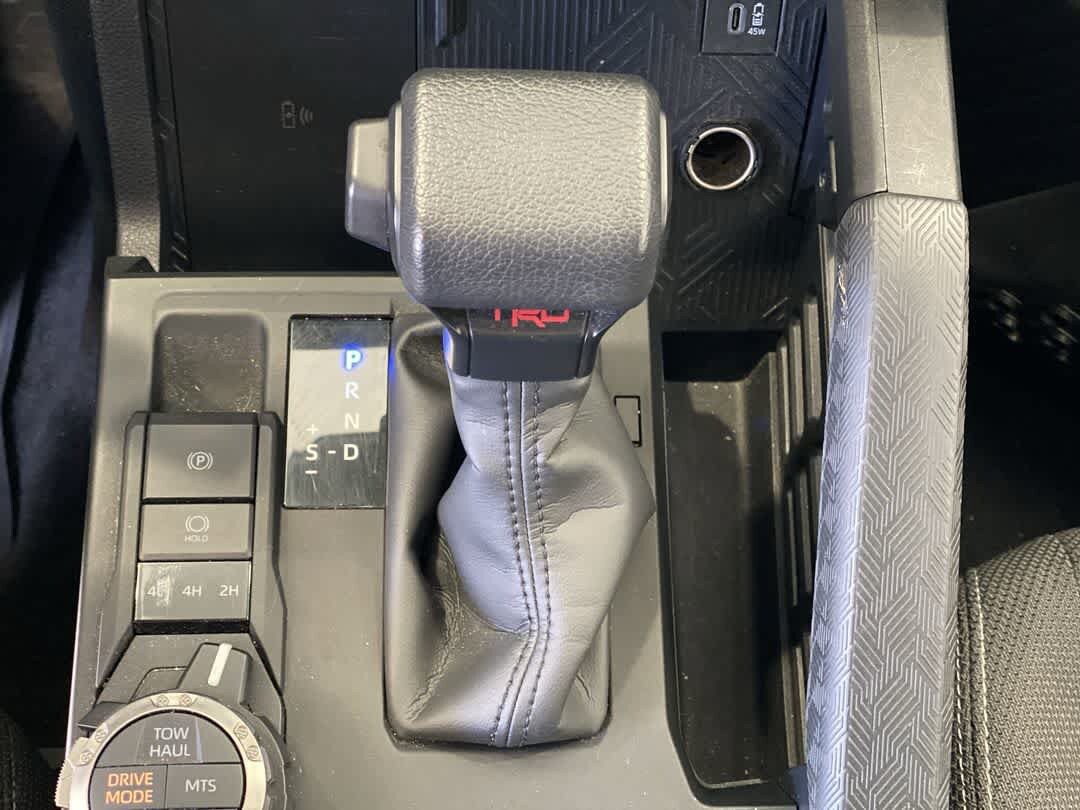 Used 2025 Toyota 4Runner TRD Off-Road AWD/4WD image 21