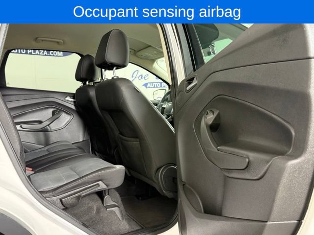 Used 2016 Ford Escape SE w/ Equipment Group 201A AWD/4WD image 17