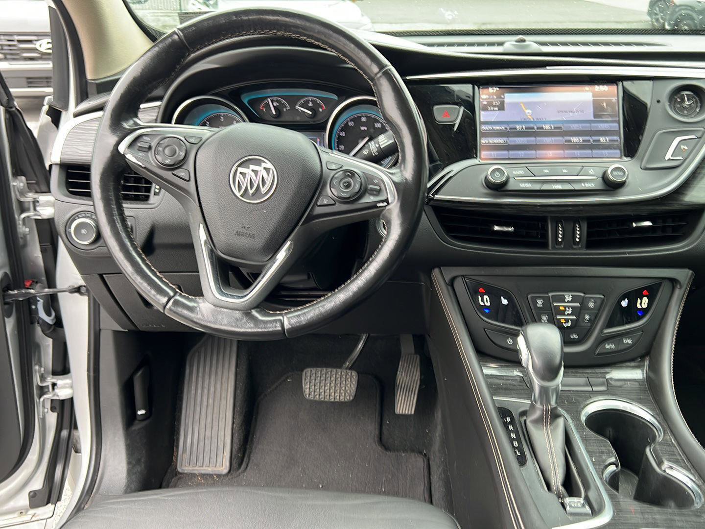 Used 2017 Buick Envision Essence AWD/4WD image 8