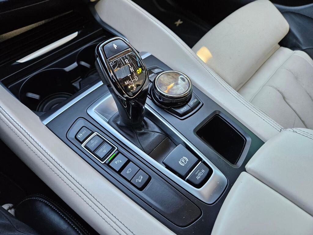 Used 2015 BMW X6 xDrive35i image 22