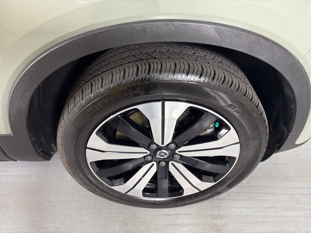 Used 2023 Volvo C40 P8 Recharge Plus image 11