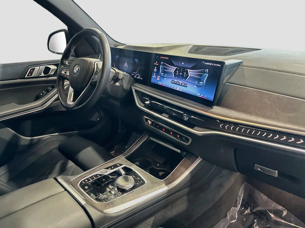Used 2024 BMW X5 xDrive50e AWD/4WD image 31
