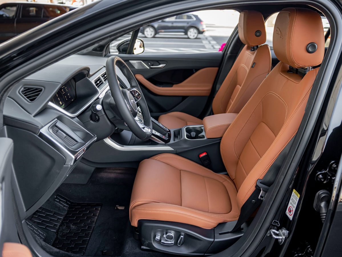 New 2024 Jaguar I-PACE R-Dynamic HSE image 14
