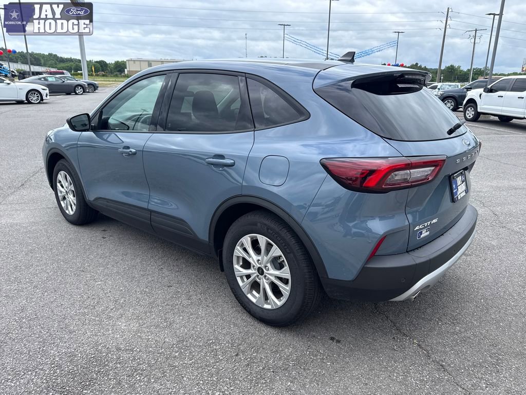 Used 2025 Ford Escape Active w/ Tech Pack #1 FWD image 4