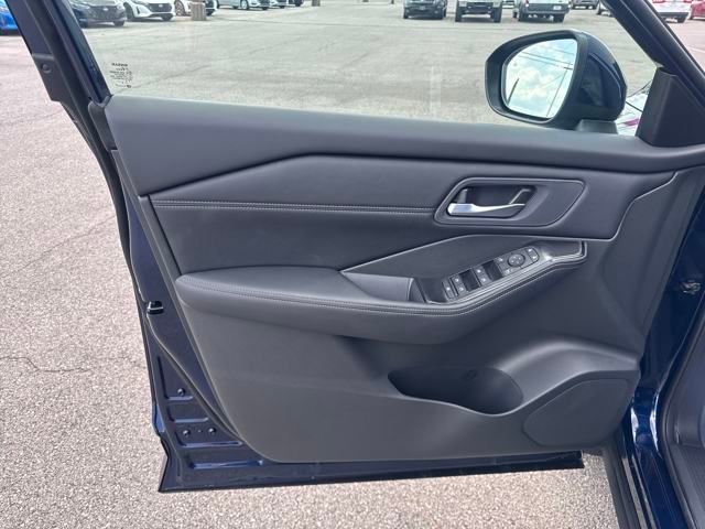 New 2026 Nissan Rogue SV w/ SV Premium Package image 11