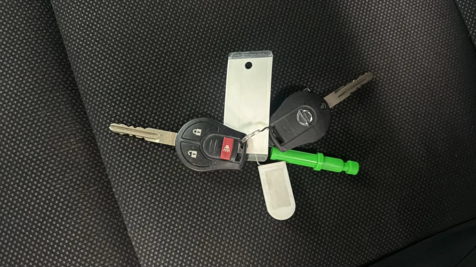 Used 2013 Nissan Juke S FWD image 22