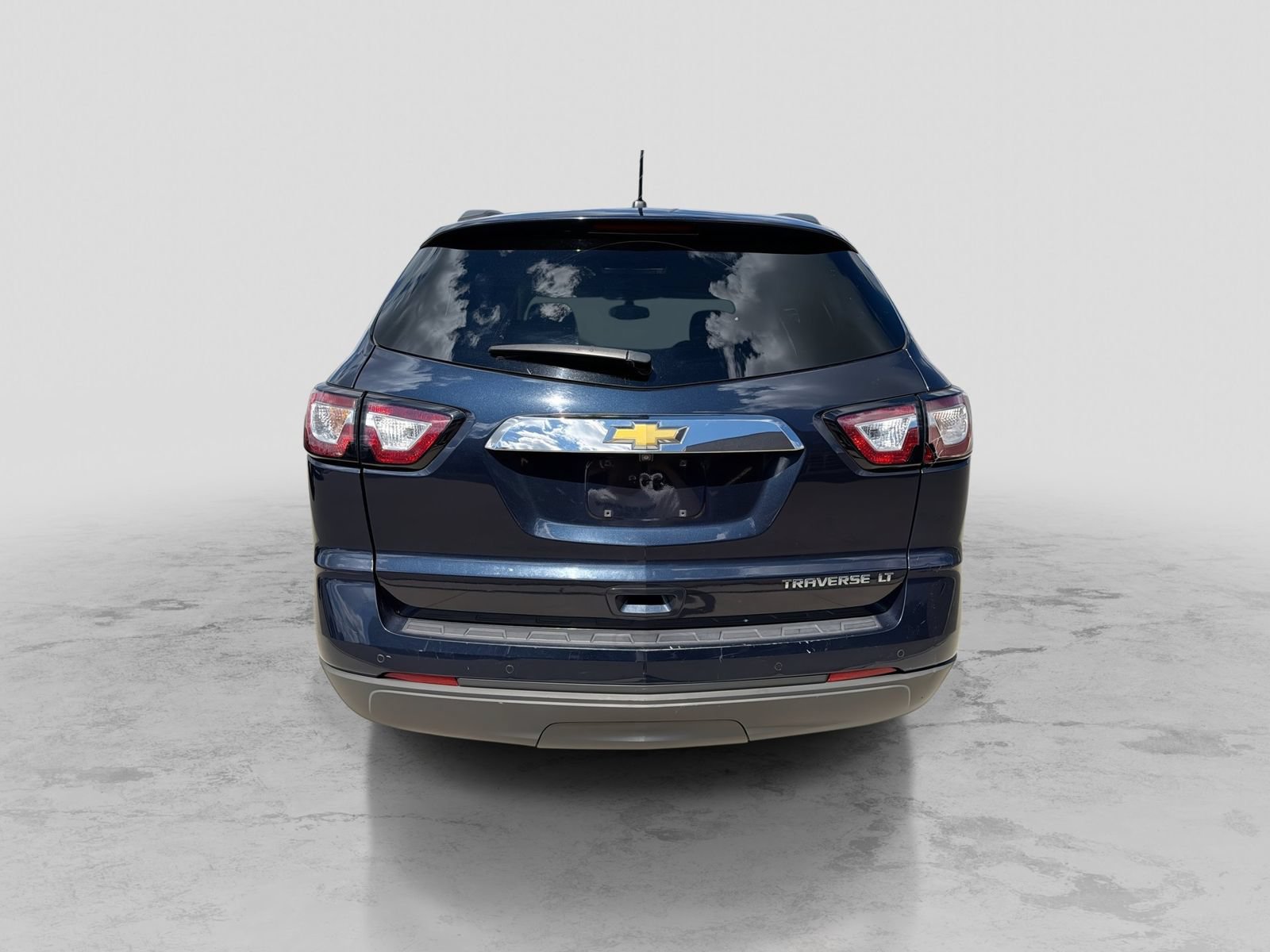 Used 2015 Chevrolet Traverse LT w/ Traveler's Package FWD image 6