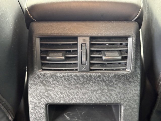 Used 2023 Mitsubishi Outlander SE image 15