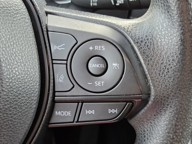 Used 2023 Toyota RAV4 XLE FWD image 20