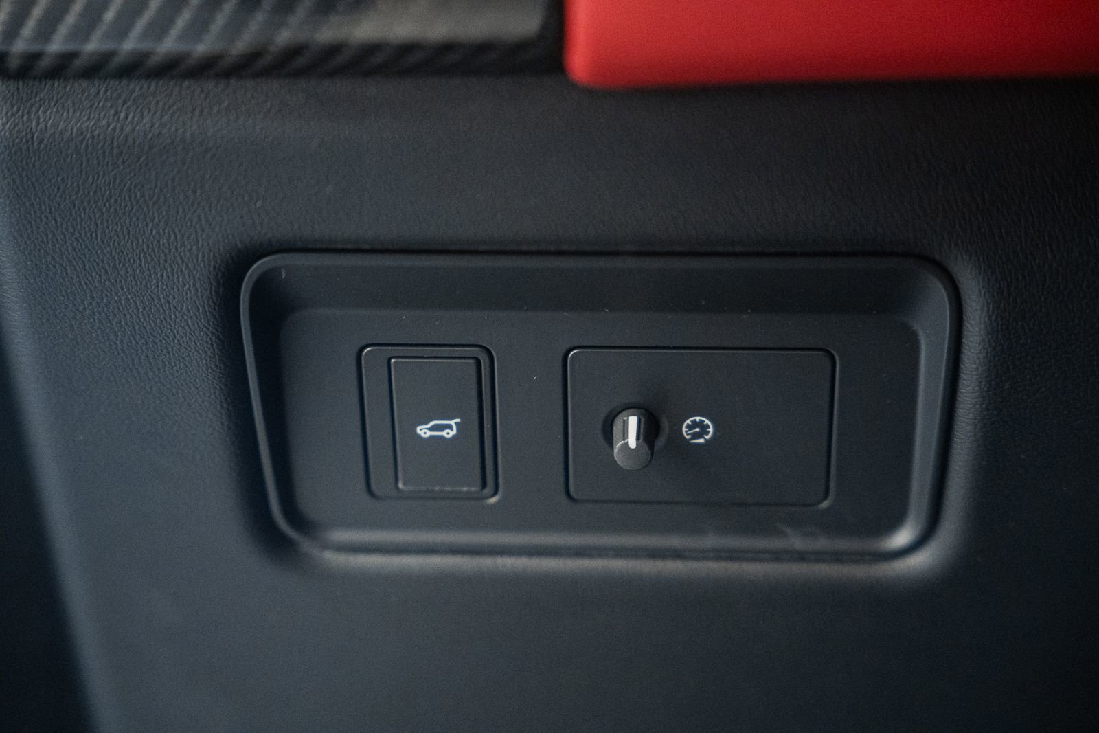 Used 2019 Land Rover Range Rover Sport SVR image 49