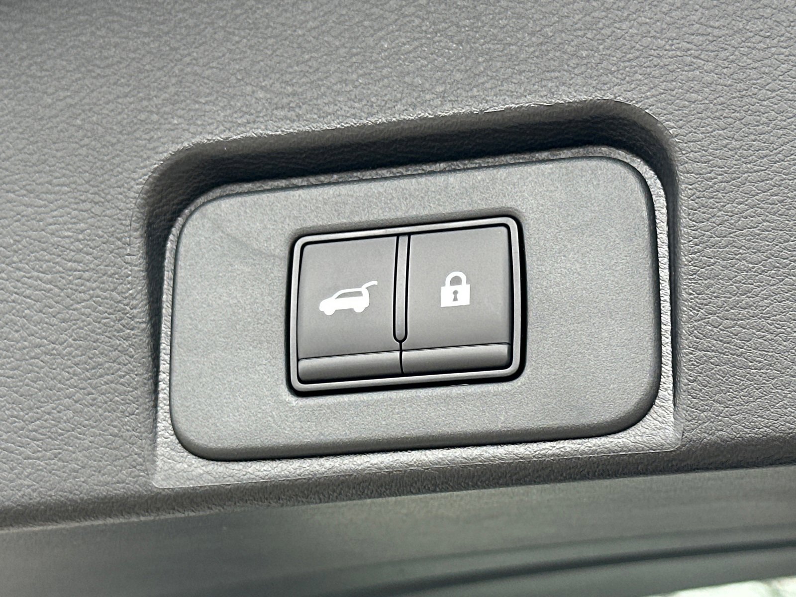 New 2026 Nissan Rogue Dark Armor image 19