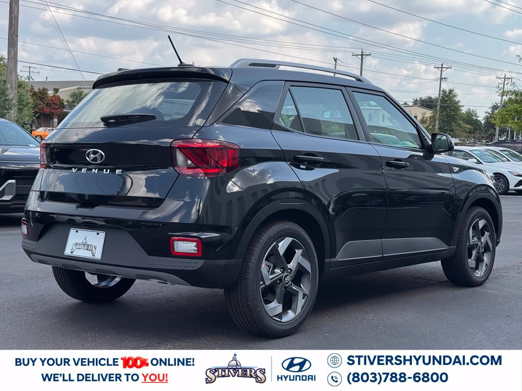 New 2026 Hyundai Venue SEL FWD image 14