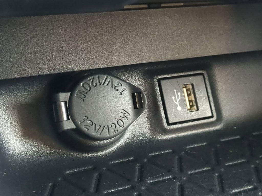 Used 2025 Toyota RAV4 LE image 22