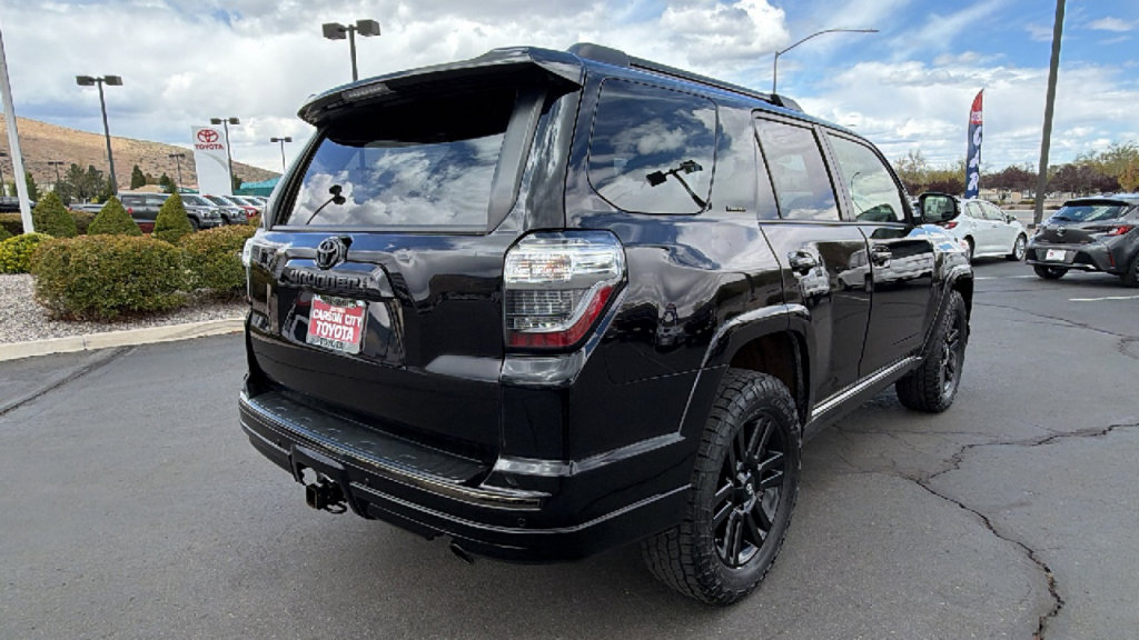 Used 2019 Toyota 4Runner Limited AWD/4WD image 3