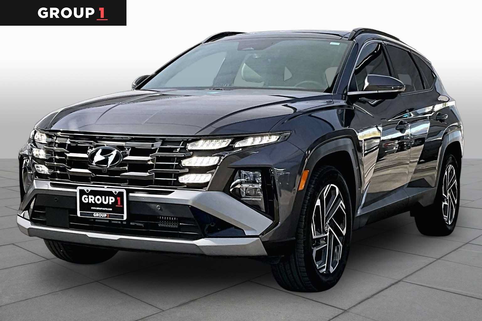 Used 2025 Hyundai Tucson Limited AWD/4WD image 1
